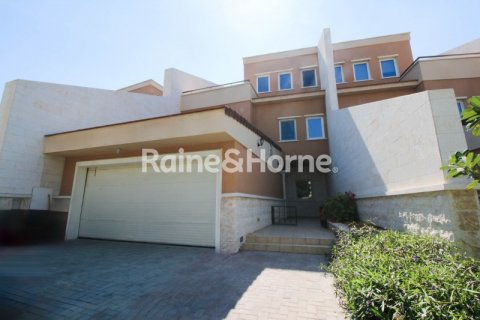 Stadthaus zum Verkauf in Motor City, Dubai, VAE 4 Schlafzimmer, 373.5 m2 Nr. 578767 - Foto 1