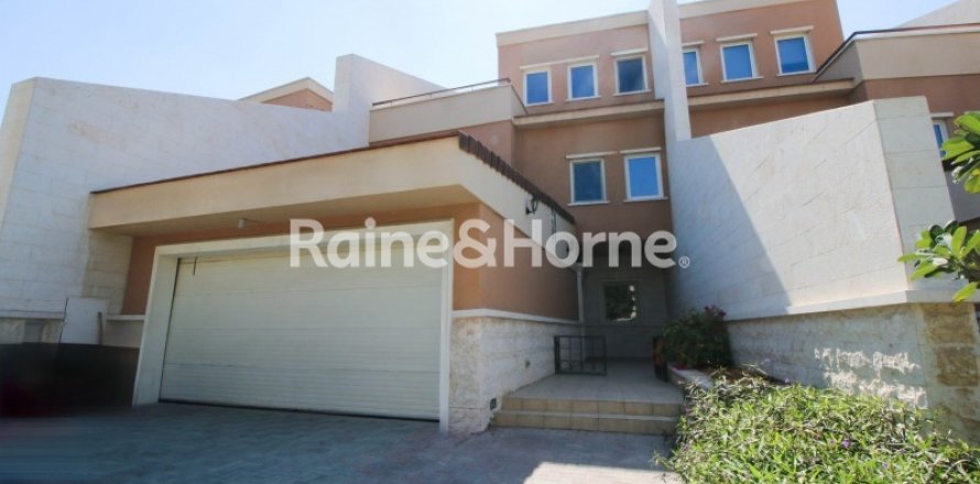 Stadthaus in Motor City, Dubai, VAE: 4 Schlafzimmer, 373.5 m2 Nr. 578767