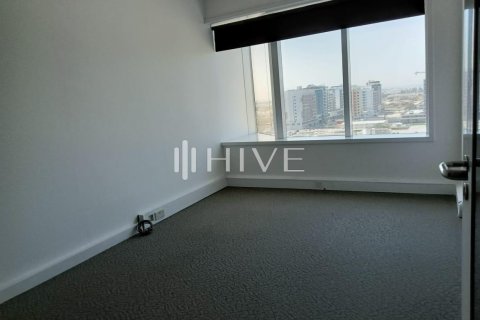 Office in Sheikh Zayed Road, Dubai, UAE 186.1 sq.m. № 578768 - photo 13