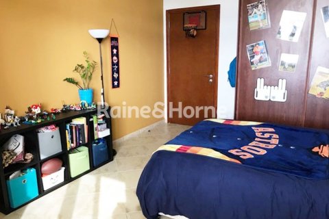 Apartamento en venta en Motor City, Dubai, EAU 3 dormitorios, 231.2 m2 № 578766 - foto 10