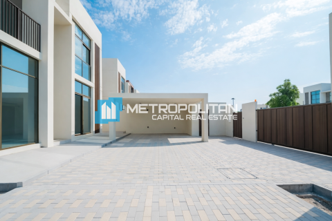 Villa uthyres i Abu Dhabi, UAE 4 sovrum, 1045.6 kvm Nr. 680529 - fotografi 15