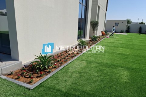 Villa zur Miete in Abu Dhabi, VAE 4 Schlafzimmer, 422.3 m2 Nr. 680529 - Foto 19