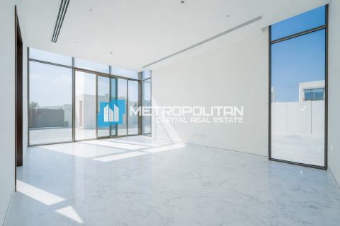Villa uthyres i Abu Dhabi, UAE 4 sovrum, 1045.6 kvm Nr. 680529 - fotografi 2