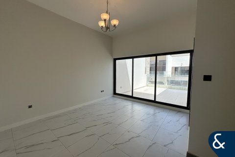 וילה להשכרה ב Mohammed Bin Rashid City, Dubai, איחוד האמירויות 4 חדרי שינה, 187 מ"ר, מספר 668158 - תמונה 15