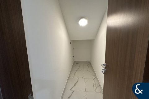 וילה להשכרה ב Mohammed Bin Rashid City, Dubai, איחוד האמירויות 4 חדרי שינה, 187 מ"ר, מספר 668158 - תמונה 21