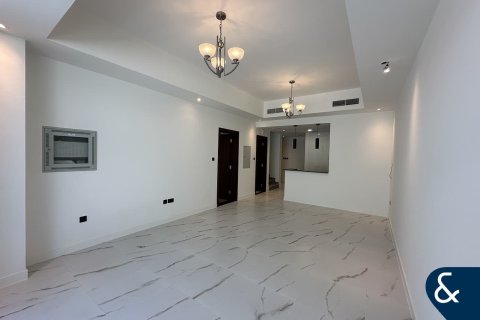 וילה להשכרה ב Mohammed Bin Rashid City, Dubai, איחוד האמירויות 4 חדרי שינה, 187 מ"ר, מספר 668158 - תמונה 6