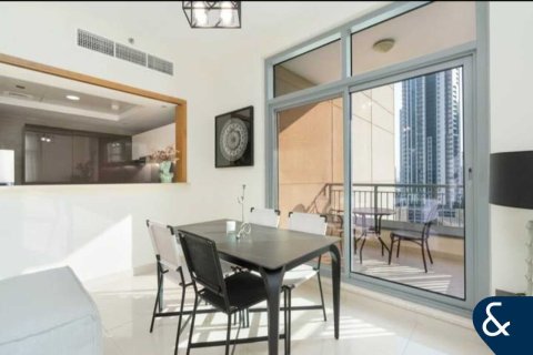 Apartemen di Downtown Dubai (Downtown Burj Dubai), UEA 1 kamar tidur, 79 m2 nomor 668140 - foto 8