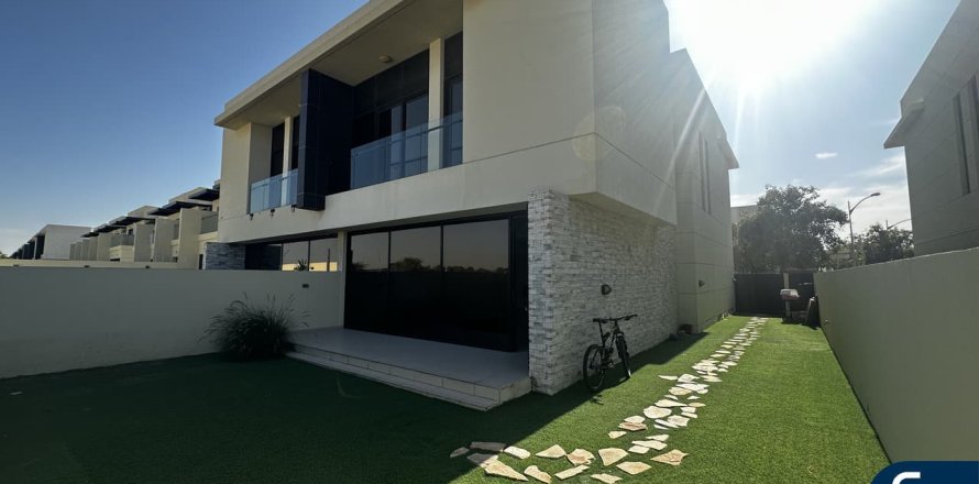 阿联酋 Dubai DAMAC Hills (Akoya by DAMAC) 别墅  3 卧, 251 平方米 , 编号 668160