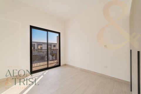 Rumah bandar di Al Furjan, Dubai, UAE 4 bilik tidur, 336 meter persegi № 648392 - foto 1