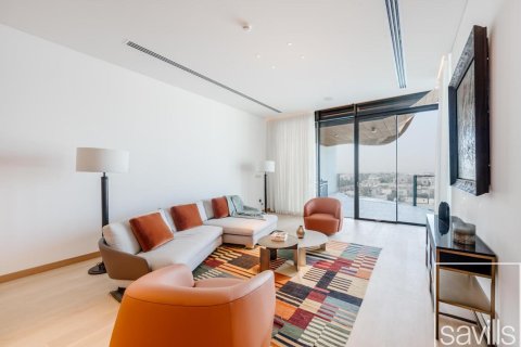 Apartment in Jumeirah, Dubai, UAE 4 bedrooms, 542 sq.m. № 681007 - photo 3