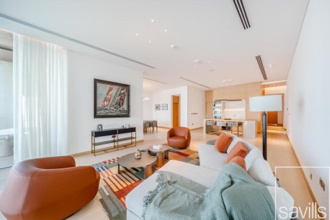 Apartment in Jumeirah, Dubai, UAE 4 bedrooms, 542 sq.m. № 681007 - photo 1