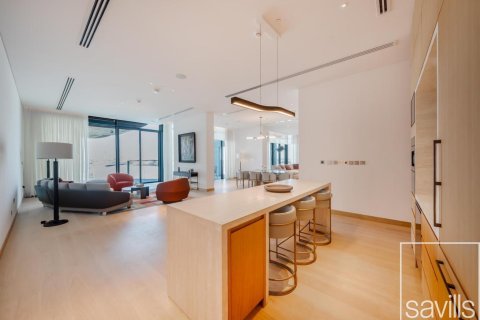 Apartment in Jumeirah, Dubai, UAE 4 bedrooms, 542 sq.m. № 681007 - photo 4