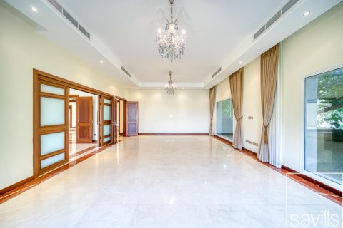 Emirates Hills, Dubai, UAE의 임대용 빌라 침실 7개, 1499제곱미터 번호 681006 - 사진 7