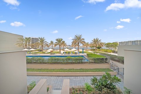 Müüa ridamaja asukohaga Al Raha Beach, Abu Dhabi, AÜE: 3 magamistoaga, 345.67 m² Nr 749239 - pilt 9