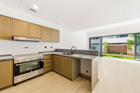 Rijtjeshuis te koop in Damac Lagoons, Dubai, VAE 4 slaapkamers, 144 vr.m., nr 749238 - foto 2