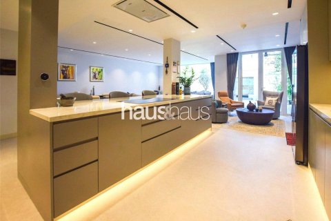 Villa in Dubai Marina, Dubai, UAE 3 bedrooms, 520 sq.m. № 625641 - photo 12