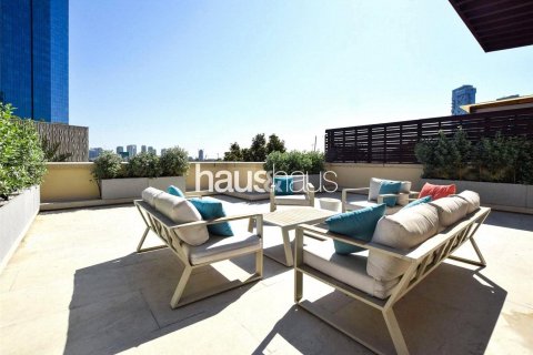 Villa in Dubai Marina, Dubai, UAE 3 bedrooms, 520 sq.m. № 625641 - photo 13