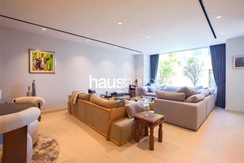 Villa in Dubai Marina, Dubai, UAE 3 bedrooms, 520 sq.m. № 625641 - photo 15