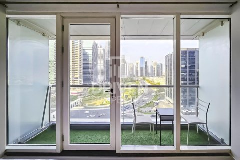 דירה למכירה ב Jumeirah Lake Towers, Dubai, איחוד האמירויות 1 חדר, 38.46 מ"ר, מספר 755864 - תמונה 9