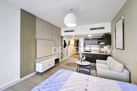 דירה למכירה ב Jumeirah Lake Towers, Dubai, איחוד האמירויות 1 חדר, 38.46 מ"ר, מספר 755864 - תמונה 2