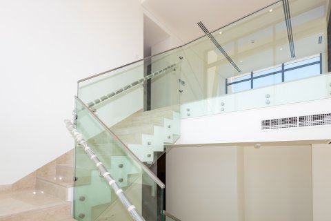 Üürile anda villa asukohaga Abu Dhabi, AÜE: 5 magamistoaga, 496 m² Nr 716442 - pilt 17