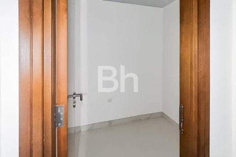Снять в аренду квартиру в Бизнес-Бэй, Дубай, ОАЭ 3 спальни, 185м2, № 617060 - фото 13