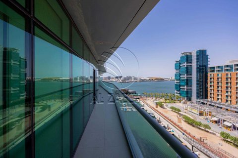 Apartment in Al Raha Beach, Abu Dhabi, UAE 3 bedrooms, 216 sq.m. № 615048 - photo 1