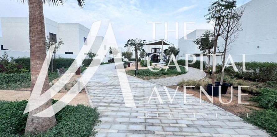 Radový dom na Yas Island, Abu Dhabi, SAE 3 spálne, 169 m2 č. 652887