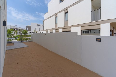 Вилла в Tilal Al Ghaf, Дубай, ОАЭ 4 спальни, 239м2 № 717813