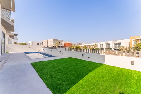 Villa en alquiler en Al Furjan, Dubai, EAU 6 dormitorios, 600 m2 № 750900 - foto 9