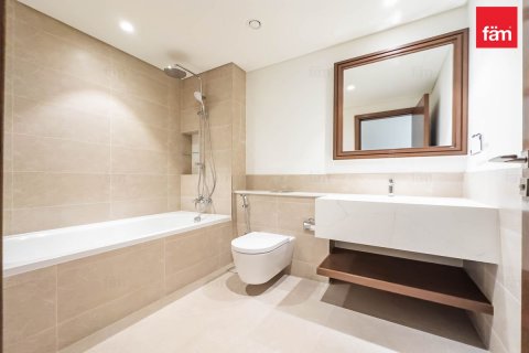 Apartment in Dubai Harbour, UAE 1 bedroom, 67.4 sq.m. № 622126 - photo 15