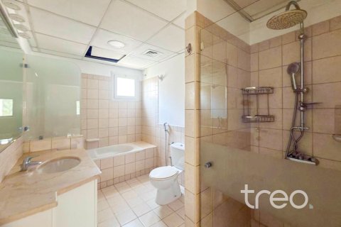 Vilă de închiriat în Meadows, Dubai, EAU 4 dormitoare, 81.66 mp.  №741133 - poză 9