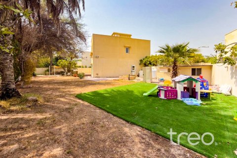 Vilă de închiriat în Meadows, Dubai, EAU 4 dormitoare, 81.66 mp.  №741133 - poză 2