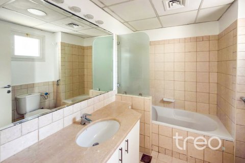 Vilă de închiriat în Meadows, Dubai, EAU 4 dormitoare, 81.66 mp.  №741133 - poză 11