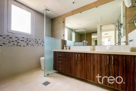Vila v The Springs, Dubai, SAE 3 spálne, 269.79 m2 č. 741134 - Fotografia 7