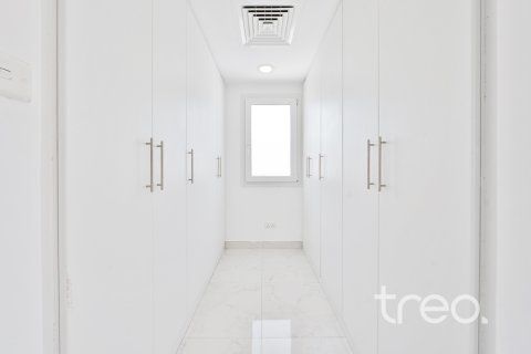 Villa zur Miete in Meadows, Dubai, VAE 4 Schlafzimmer, 50.63 m2 Nr. 741132 - Foto 13