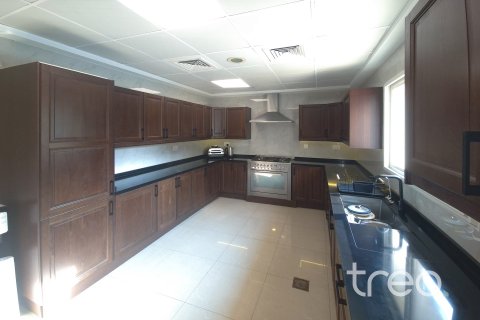 Vilă de închiriat în Meadows, Dubai, EAU 4 dormitoare, 50.63 mp.  №741132 - poză 12