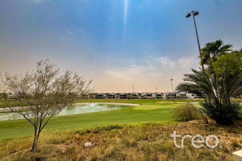 Снять в аренду виллу в DAMAC Hills (Akoya by DAMAC), Дубай, ОАЭ 5 спален, 510.78м2, № 741131 - фото 2