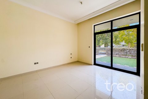 Снять в аренду виллу в DAMAC Hills (Akoya by DAMAC), Дубай, ОАЭ 5 спален, 510.78м2, № 741131 - фото 9