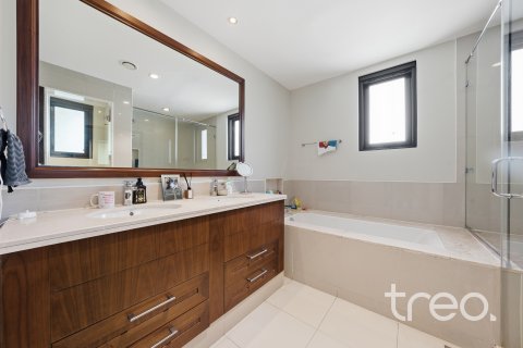 Villa itt: Arabian Ranches 2, Dubai, EAE, 5 hálószoba, 368.82 m², azonosító: 741135 - fénykép 18