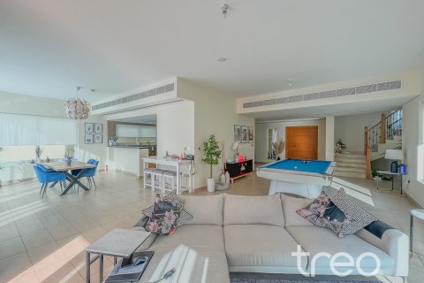Villa Jumeirah Park, Dubaijā, AAE 4 istabas, 386.2 m2 Nr. 741136 - attēls 4