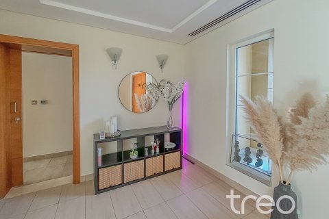 Villa Jumeirah Park, Dubaijā, AAE 4 istabas, 386.2 m2 Nr. 741136 - attēls 15