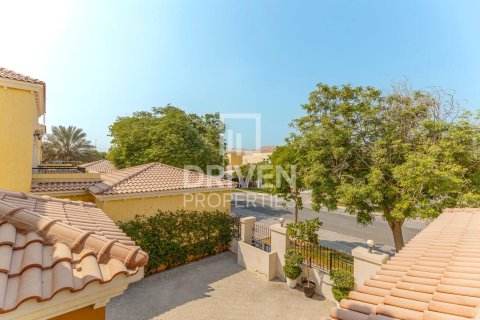 Снять в аренду виллу в Jumeirah Park, Дубай, ОАЭ 3 спальни, 678м2, № 655580 - фото 19