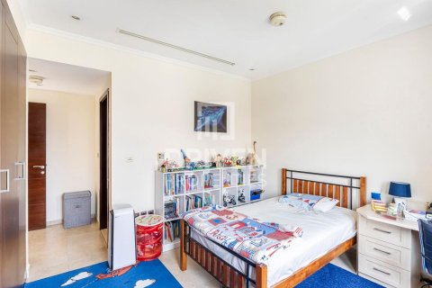 Снять в аренду виллу в Jumeirah Park, Дубай, ОАЭ 3 спальни, 678м2, № 655580 - фото 7