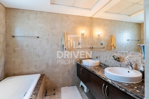 Снять в аренду виллу в Jumeirah Park, Дубай, ОАЭ 3 спальни, 678м2, № 655580 - фото 14