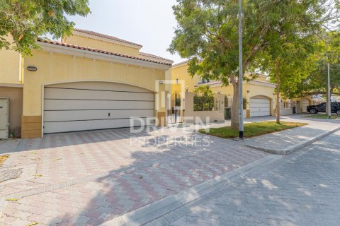 Снять в аренду виллу в Jumeirah Park, Дубай, ОАЭ 3 спальни, 678м2, № 655580 - фото 21