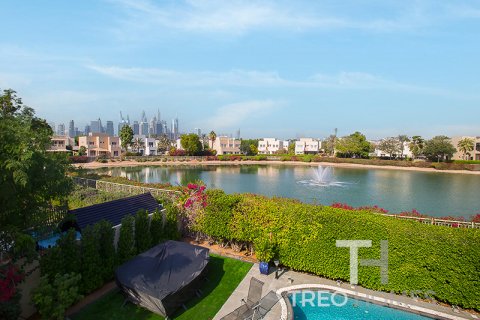 Villa till försäljning i Meadows, Dubai, UAE 4 sovrum, 387.41 kvm Nr. 733903 - fotografi 10