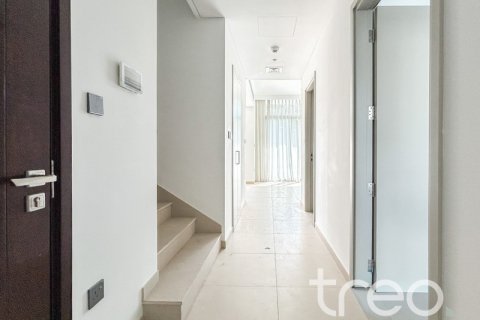 Řadový dům v Arabian Ranches 3, Dubai, SAE 3 ložnice, 179.86 m² Č.: 733830 - fotografie 7
