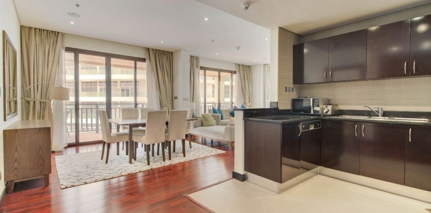 Appartamento a Palm Jumeirah, Dubai, EAU 2 camere da letto, 169.4 mq. № 692881