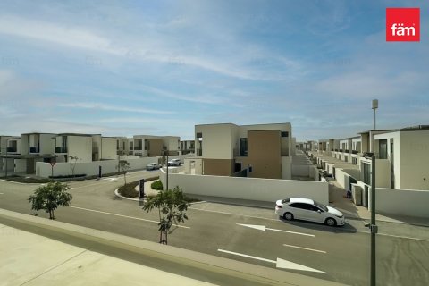 Dubai, संयुक्त अरब अमीरात में टाउनहाउस, 3 बेडरूम, 145.4 वर्ग मीटर, संख्या 692882 - फ़ोटो 14